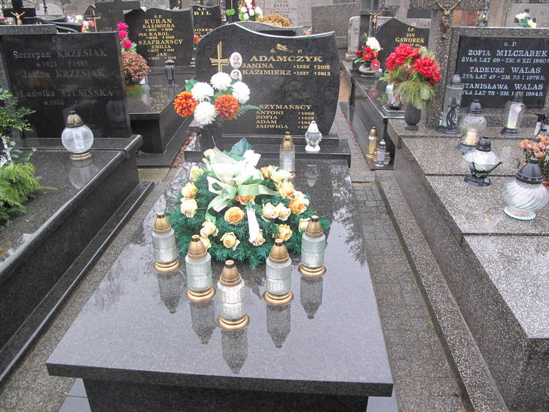 Janina Adamczyk 1926 Skierniewice - Grobonet - Wyszukiwarka osób pochowanych