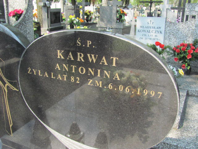 Krystyna Karwat 1950 Skierniewice - Grobonet - Wyszukiwarka osób pochowanych