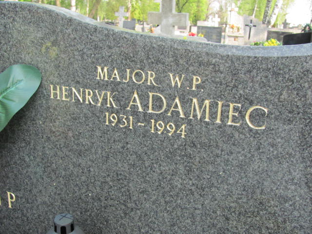 Henryk Adamiec 1931 Skierniewice - Grobonet - Wyszukiwarka osób pochowanych