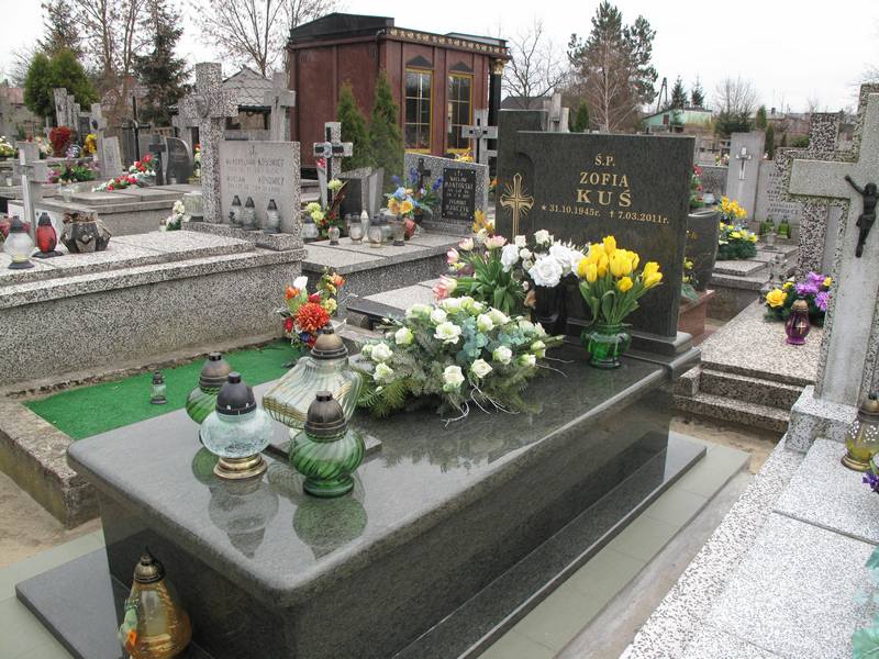 Franciszek Kuś 1941 Skierniewice - Grobonet - Wyszukiwarka osób pochowanych