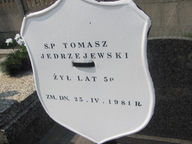 Leszek Jędrzejewski Skierniewice - Grobonet - Wyszukiwarka osób pochowanych